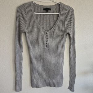 Express Ribbed Henley Top - Gray